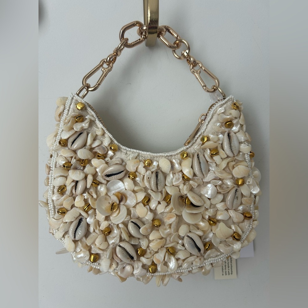 🌸TIK TOK VIRAL! Made In India🌸Shell Embellished Shoulder Bag!NWT!